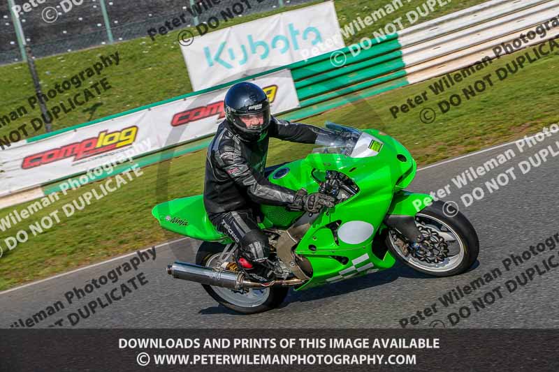PJM Wedding Photography;enduro digital images;event digital images;eventdigitalimages;mallory park;mallory park photographs;mallory park trackday;mallory park trackday photographs;no limits trackdays;peter wileman photography;racing digital images;trackday digital images;trackday photos